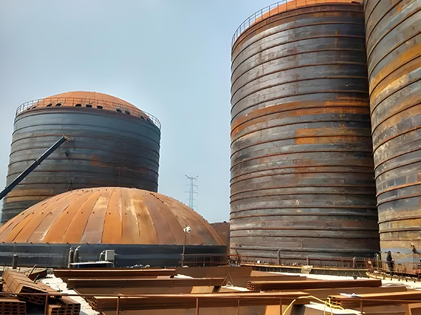 新建焦粉钢板仓